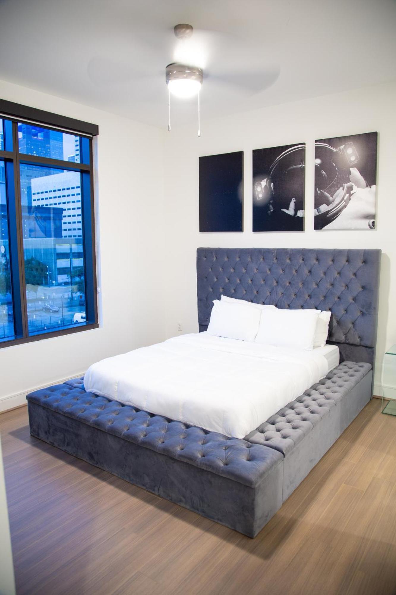 Cozy Home Toyota Center Houston Bagian luar foto