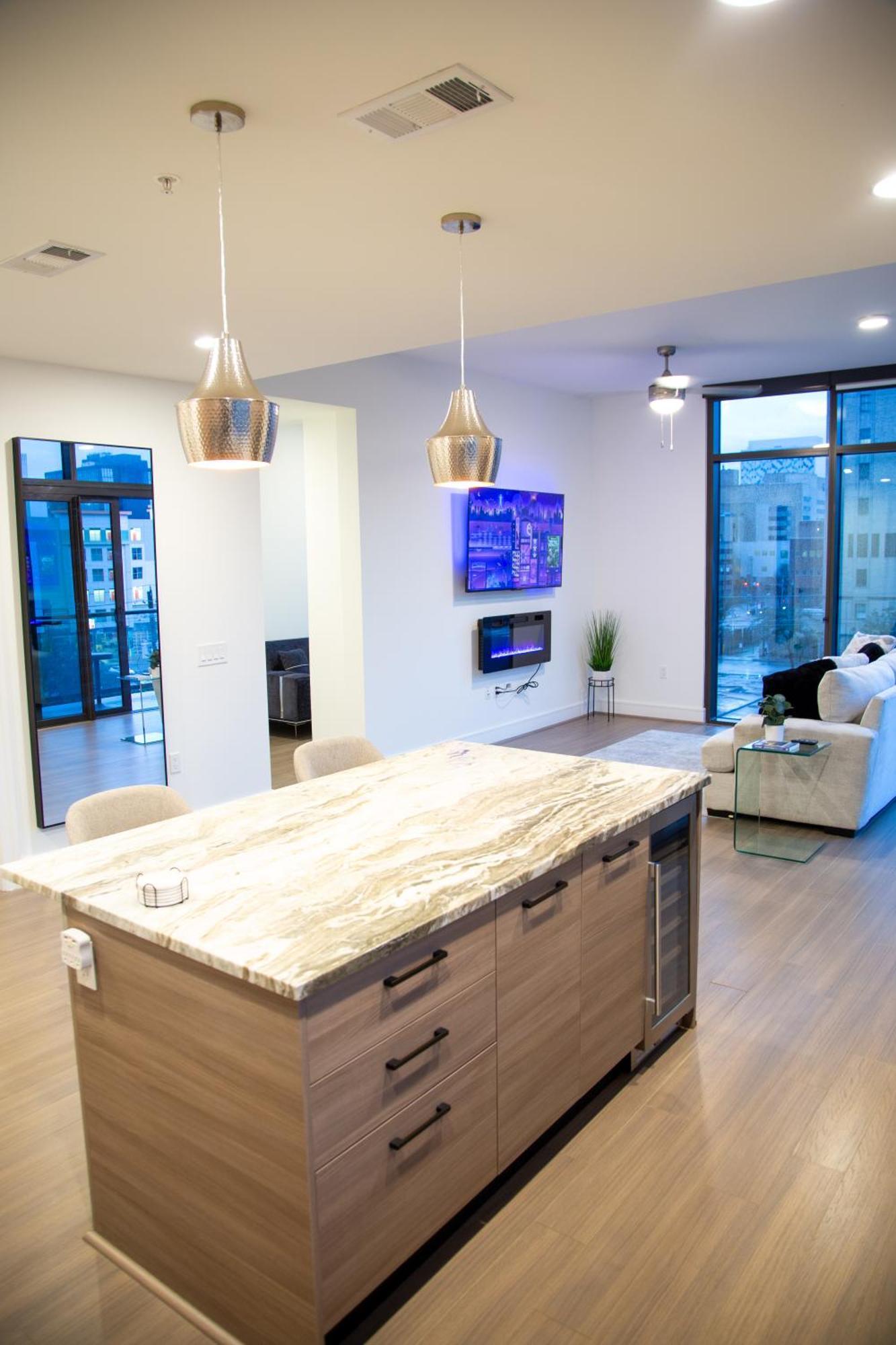 Cozy Home Toyota Center Houston Bagian luar foto