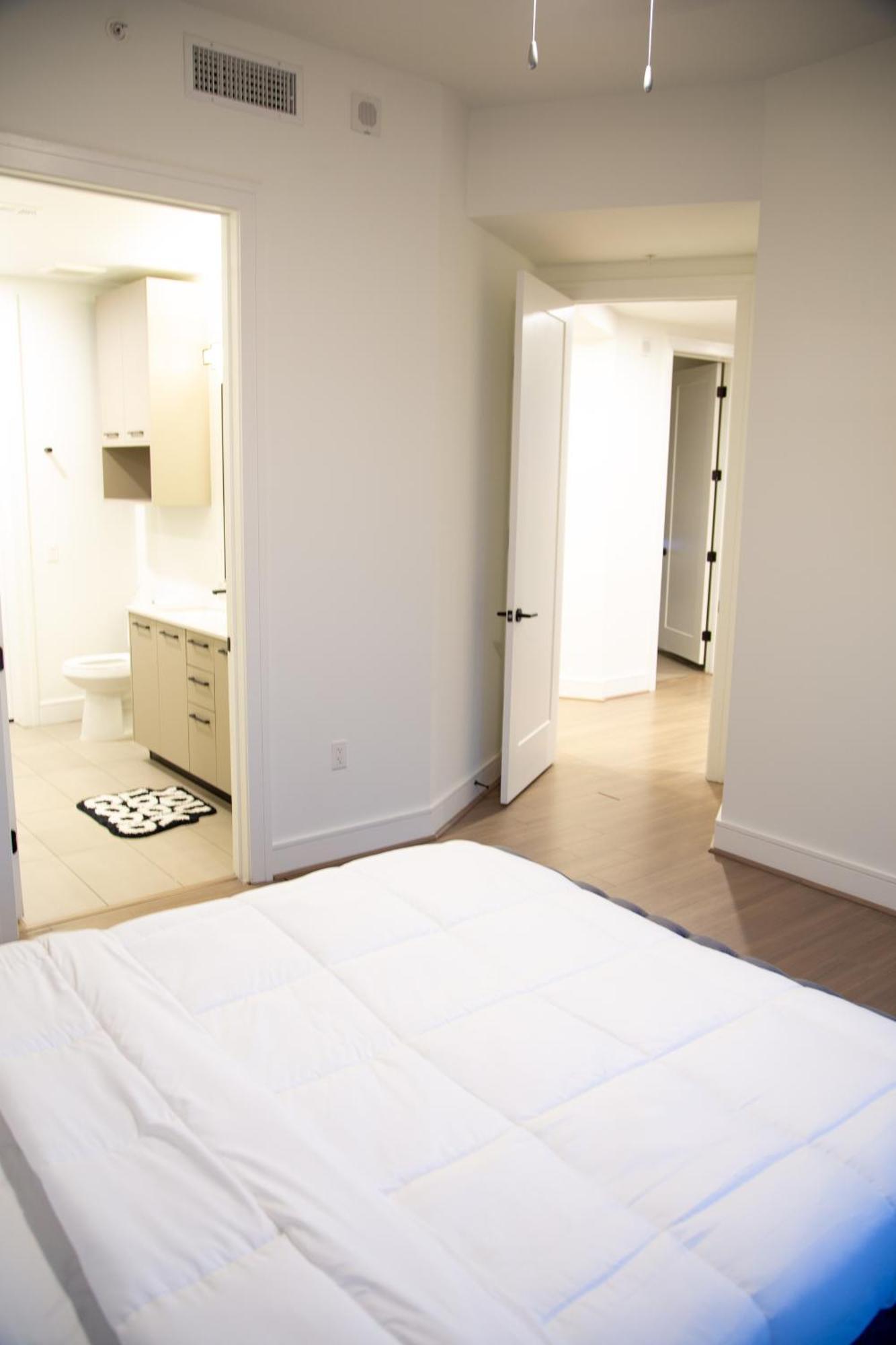 Cozy Home Toyota Center Houston Bagian luar foto